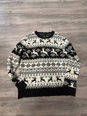 Women Black and White Reindeer Fair Isle Sweater